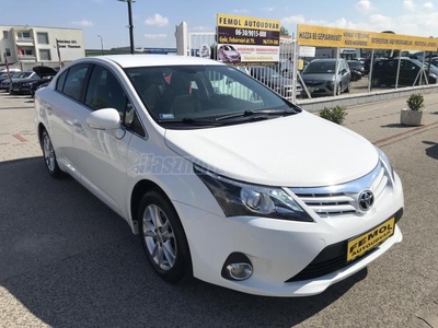 TOYOTA AVENSIS 2.0 D-4D Sol Moi.! Megkímélt! Végig Sz.könyv!