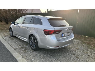 TOYOTA AVENSIS Touring Sports 2.0 D-4D Executive