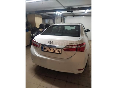 TOYOTA COROLLA Sedan 1.33 Live