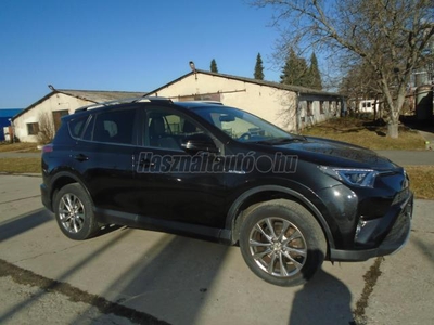 TOYOTA RAV 4 Rav4 2.5 Hybrid Active e-CVT 4WD FRISS SZERVIZ