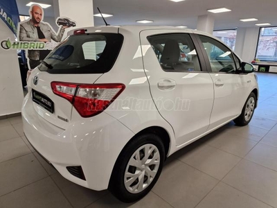 TOYOTA YARIS 1.5 VVT-i Hybrid Trend Comfort e-CVT AKÁR 3 ÉV GARANCIA