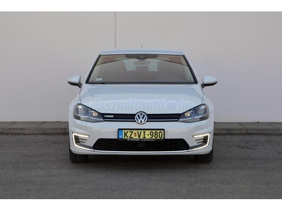 VOLKSWAGEN GOLF e-Golf Virtual. sávtartó. Led. Keyless