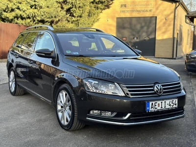 VOLKSWAGEN PASSAT VII 2.0 CR TDI Highline BMT Panoráma tető/Távolságtartó/4x ülésfűtés/Tolatókamera/Márkaszervizben szervizelt