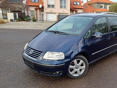 Volkswagen Sharan 2.0 PD TDI Highline Full EXTR...