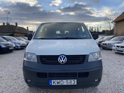 VOLKSWAGEN TRANSPORTER T5 1.9 TDI Multivan