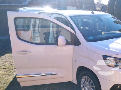 TOYOTA Proace City