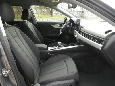 Audi A4 Advanced 40 TDI S tronic