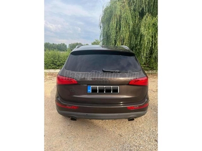 AUDI Q5 3.0 TDI quattro S-tronic