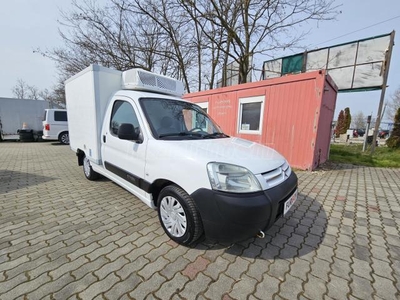 CITROEN BERLINGO HŰTŐS+FAGYASZTÓS+220V.PÁPÁN A FURGONNÁL!!