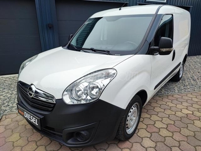 FIAT DOBLO Van 1.3 CDTI L1H1 2.2t SZÉP ÁLLAPOT. KULTÚRÁLT UTASTÉR.RAKTÉR.KLÍMA