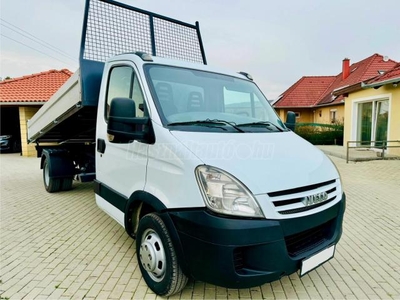 IVECO DAILY 35C12 Billenőplató