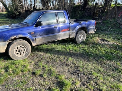 MAZDA B 2500 2.5 Plus 4x4