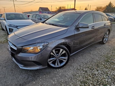 MERCEDES-BENZ CLA 200 CDI d 7G-DCT Szervizkönyv! Navigáció!