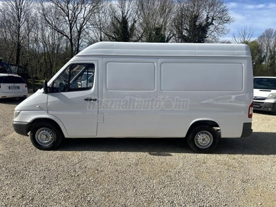 MERCEDES-BENZ SPRINTER 211 CDI 902.661