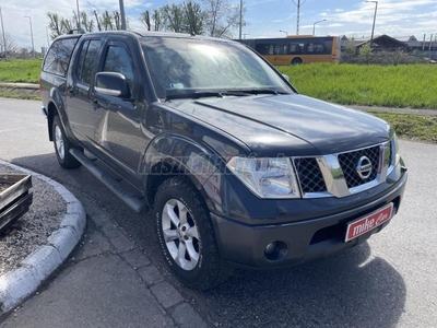 NISSAN NAVARA 4WD Double 2.5D SE VONÓHOROG! ALUF! MEGKÍMÉLT!