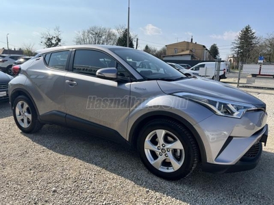 TOYOTA C-HR 1.8 Hybrid Active (ülésfűtéssel) e-CVT