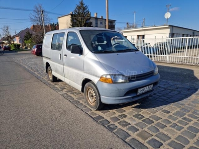 TOYOTA HI-ACE Hiace 2.4 D Panel Van Gyári 6 szem