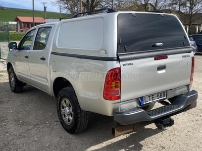 TOYOTA HI LUX Hilux 2.5 D-4D 4x4 Double Comfort AC