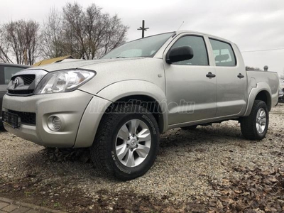 TOYOTA HI LUX Hilux 2.5 D-4D 4x4 Double SR+