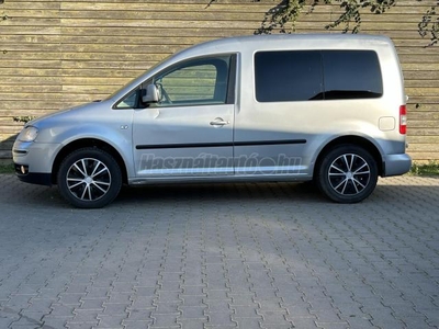 VOLKSWAGEN CADDY 2.0 TDI DPF 140 LE! Szervizkönyves. RITKA!