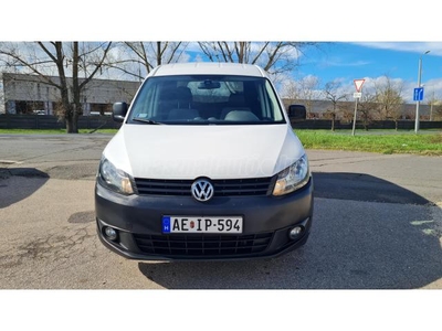 VOLKSWAGEN CADDY MAXI 1.6 CR TDi-102Le