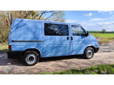 VOLKSWAGEN TRANSPORTER T4 2.4 7DM 1Z2 F 2.4 D SZERVÍZKÖNYVES. ELSŐ GAZDÁS