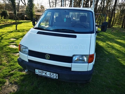 VOLKSWAGEN TRANSPORTER T4