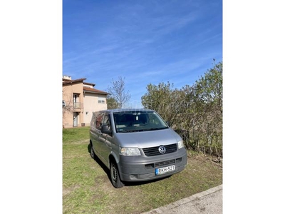 VOLKSWAGEN TRANSPORTER T5 1.9 TDI