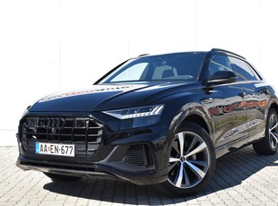 Audi Q8 55 TFSI quattro tiptronic