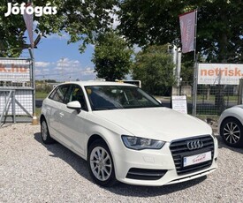 AUDI A3 Sportback 1.2 TFSI Ambiente Új Vezérlés...