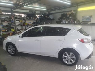 Mazda 3 Sport 1.6 Active Plus 137000km klima 1...