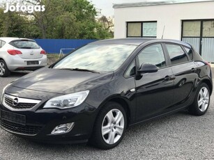 Opel Astra J 1.7 CDTI Enjoy ++Vezérléscsere+Vég...