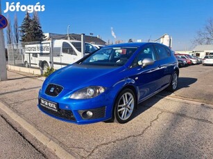 SEAT Leon 1.8 TSI Sport Végig Vezetett Szervizk...