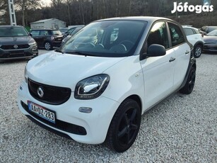 SMART Forfour 1.0 Szervizkönyv-33.171 KM-16'' A...