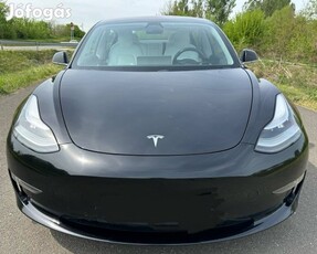 Tesla Model 3 Performance