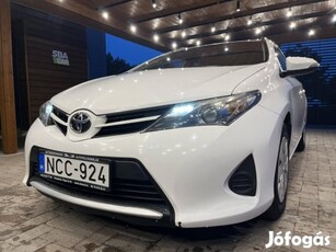 Toyota Auris Touring Sports 1.4 D-4D Active Áfá...