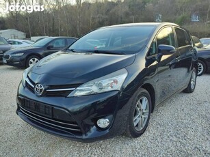 Toyota Verso 1.6 D-4D Active Szervizkönyv-79.46...