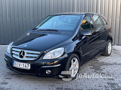 MERCEDES-BENZ B-osztály