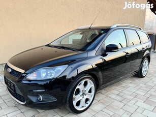 Ford Focus 1.6 TDCi Titanium DPF Gyönyörű Állapot!