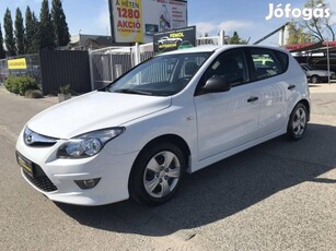 Hyundai I30 1.4 DOHC Classic Megkímélt! Végig S...