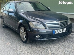 Mercedes-Benz E 320 CDI 4Matic Avantgarde (Auto...