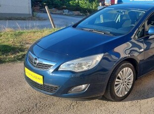 Opel Astra J 1.4 Cosmo 125000 Km! 17 alu felni....