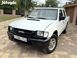 Opel Campo 2.5 DTi Crew-Cab 4x4 Friss műszaki