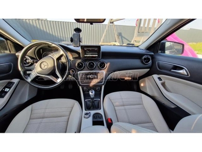 MERCEDES-BENZ GLA 200 CDI d