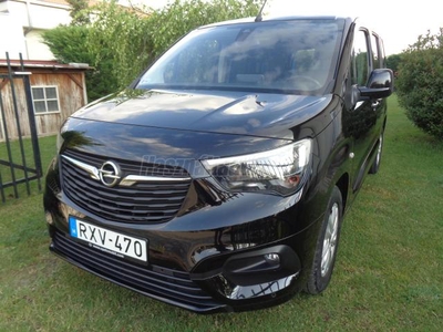 OPEL COMBO Life 1.2 T Enjoy (7 személyes ) Mo.-i! 1 tulaj. 7 személyes! Dupla tolóajtó. Valós km.!