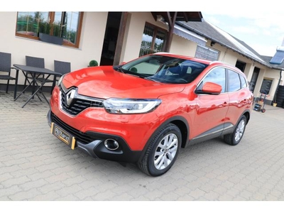 RENAULT KADJAR 1.6 TCe Energy Intens THM 5.9%-tól! - Mo-i - EGYGAZDÁS - 82e KM FUTÁS - VÉGIG MÁRKASZERVIZES!!!