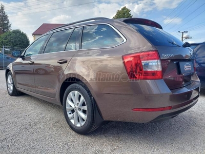 SKODA OCTAVIA Combi 1.6 CR TDI Style MAGYARORSZÁGI! ELSŐ TULAJDONOS! GYÁRI FÉNYEZÉS! NAVI! LED! SPORT BELSŐ!