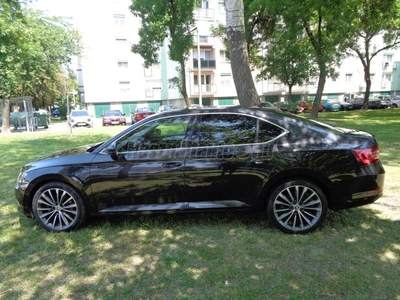 SKODA SUPERB 2.0 TDi Style DSG BI-XENON LED CAR PLAY GARANCIA!