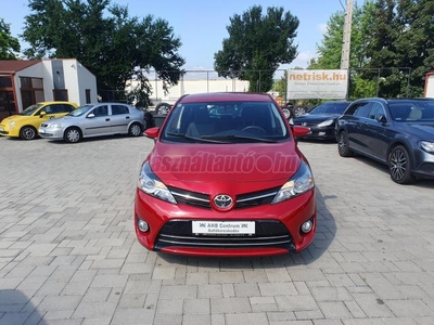 TOYOTA VERSO 1.6 D-4D Executive [7 személy] +64E KM+2 ÉV GARANCIÁVAL+1.TULAJ+SZ.KÖNYV+7 FŐS+NAVI+KAMERA+TEMPOMAT+ROZSDAMENTE