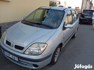 Renault Mégane Scenic eladó vizsgával